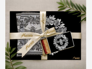 Black Bee Christmas – Disposable Dining Sets (Placemats, Napkins & Long Matches)